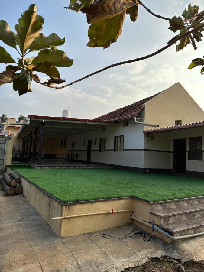 Rustic Village Farmhouse Bangalore Buitenkant foto